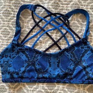 Lululemon Free To Be Wild Bra Size 6